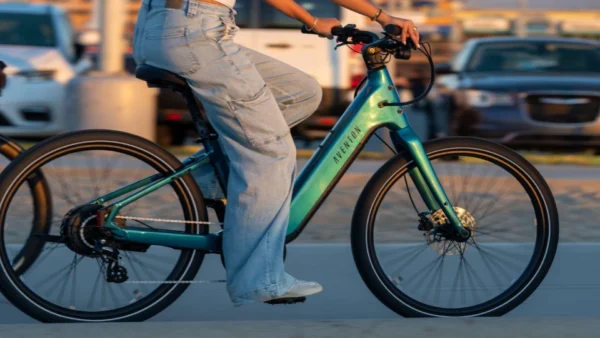 Aventon Pace 5 REC - Image 3 Aventon Pace 5 REC Step-Through Ebike